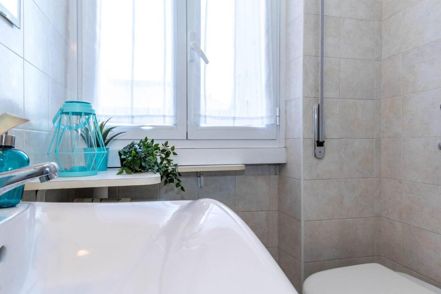 Hintown San Vincenzo Apartment Milan Bagian luar foto